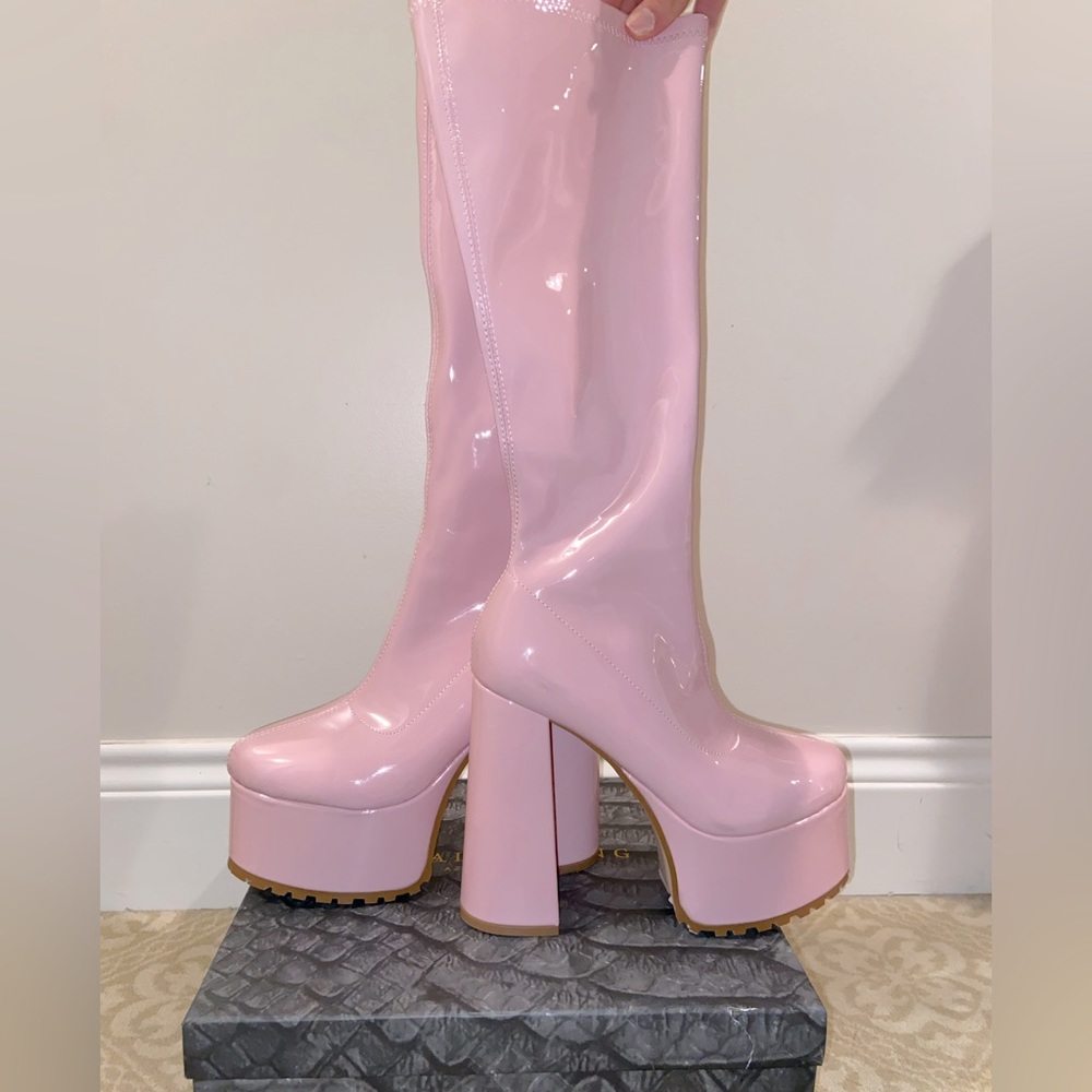 BRAND NEW - AZALEA WANG PLATFORM KNEE HIGH BOOTS - WOMENS size 7.5